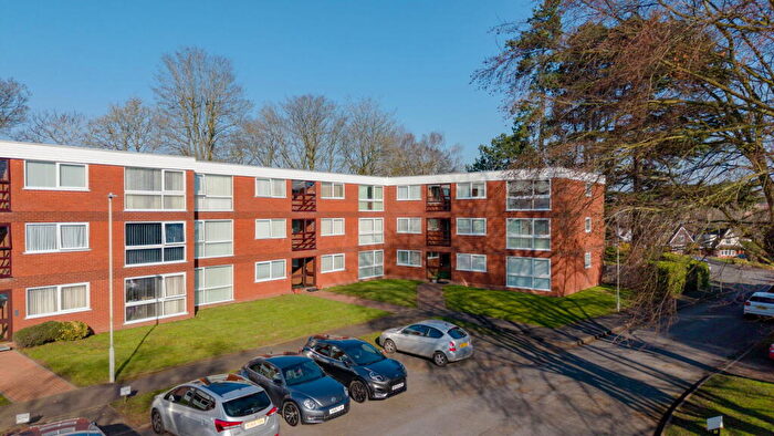 2 Bedroom Apartment For Sale In Ingatestone Drive, Wordsley, Stourbridge, DY8