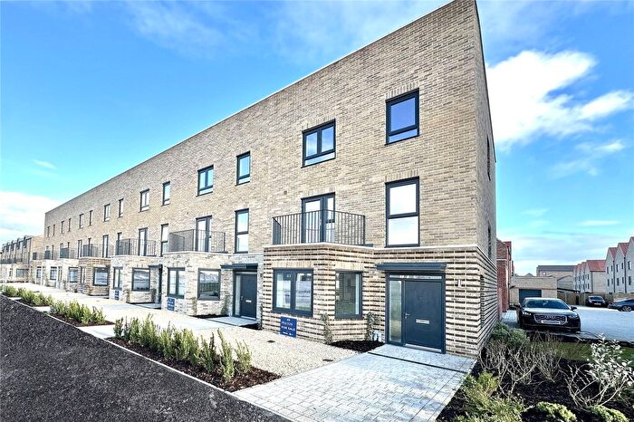 4 Bedroom Town House For Sale In Grain Walk, Cambridge, CB1
