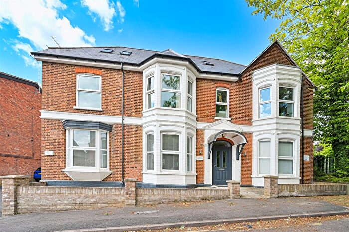 1 Bedroom Flat For Sale In Vaughan Road, Harpenden, AL5