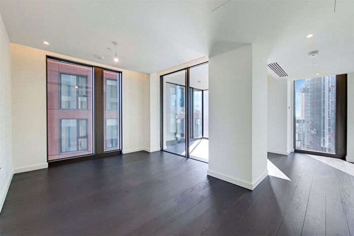 2 Bedroom Flat To Rent In Bondway, London, SW8