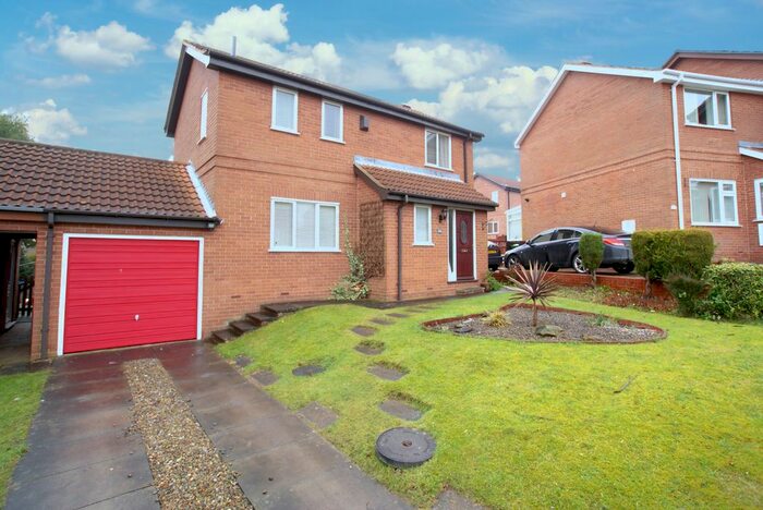 3 Bedroom Detached House To Rent In Hovingham Drive, Scarborough, YO12