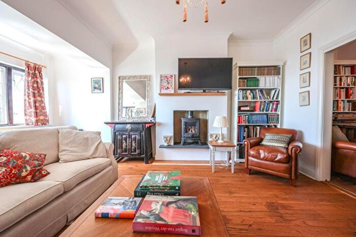 5 Bedroom Terraced House For Sale In Grand Parade, Leigh-On-Sea, SS9