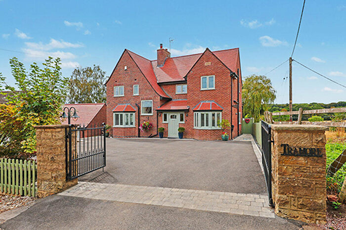4 Bedroom Detached House For Sale In Brassington Lane, Old Tupton, Chesterfield, S42