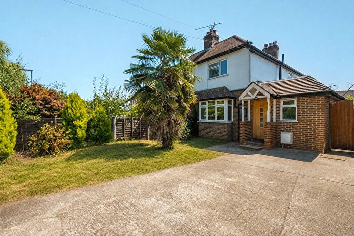 3 Bedroom Semi Detached House For Sale In Woodlands Road, Guildford, GU1