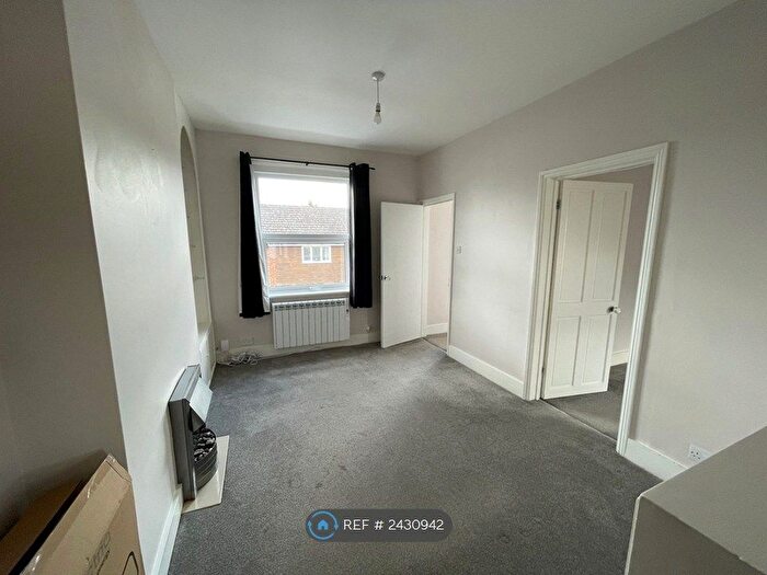 1 Bedroom Flat To Rent In Windmill Street, Tunbridge Wells, TN2