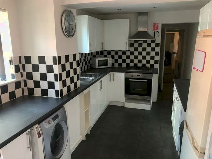 4 Bedroom End Of Terrace House To Rent In Newport, Lincoln, LN1
