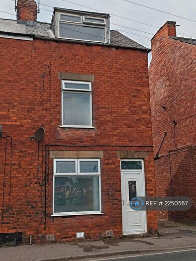 3 Bedroom Terraced House To Rent In North Road, Chesterfield, S43