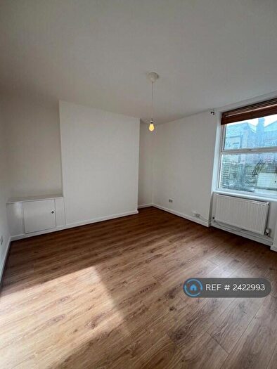 1 Bedroom Flat To Rent In Kinross Road, Waterloo, Liverpool, L22