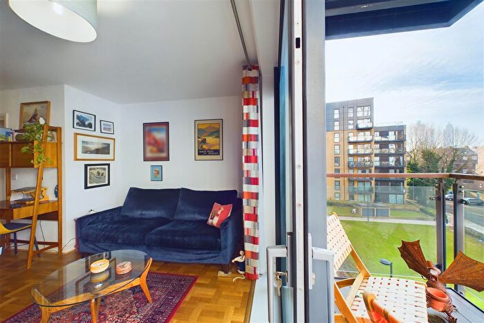 1 Bedroom Flat For Sale In Oakley House, Hotspur Street, London, SE11
