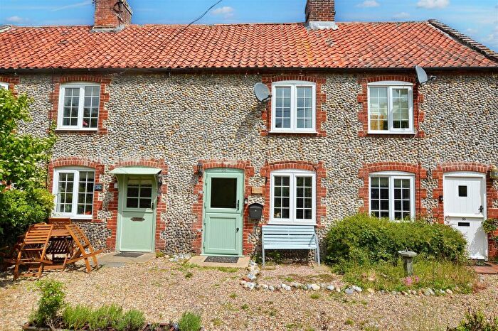 2 Bedroom Terraced House For Sale In Beckmeadow Way, Mundesley, Norwich, NR11