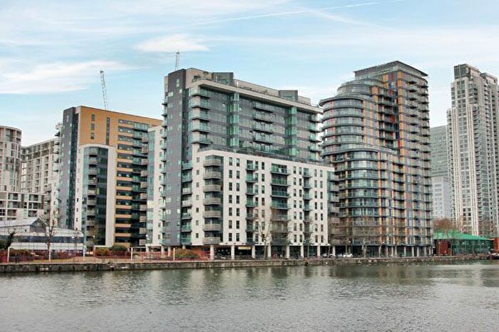 2 Bedroom Flat For Sale In Millharbour, London, E14