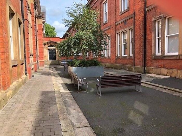 1 Bedroom Flat For Sale In Town Hall, Bexley Square, Salford, M3