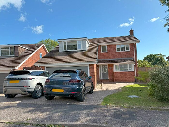 4 Bedroom Detached House For Sale In Winchester Drive, Exmouth, EX8