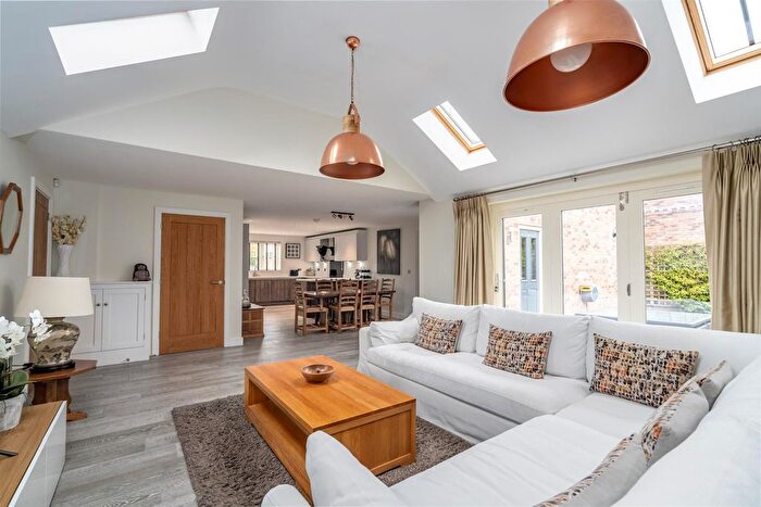 5 Bedroom Detached House For Sale In Pecketts Close, Sheriff Hutton, York, YO60