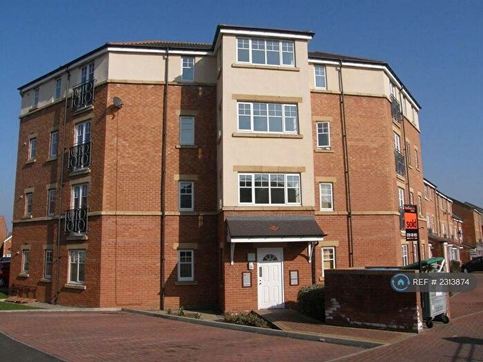 2 Bedroom Flat To Rent In Ovett Gardens, Gateshead, NE8