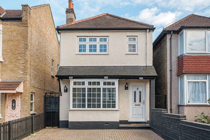 3 Bedroom Detached House For Sale In Birkbeck Road, Beckenham, BR3