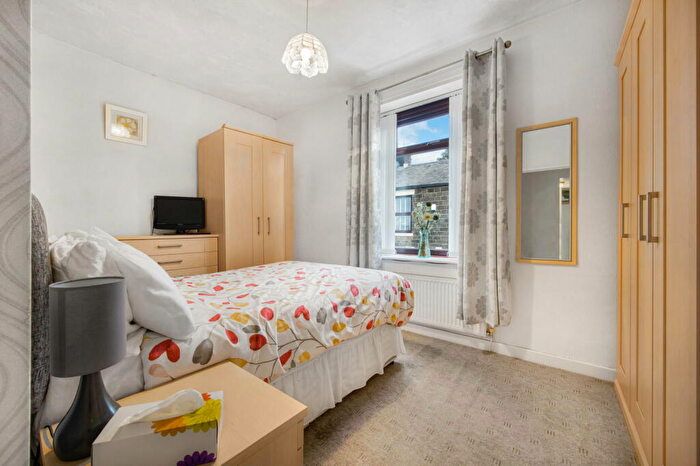 2 Bedroom End Of Terrace House For Sale In Shepley Street, Lees, Oldham, OL4