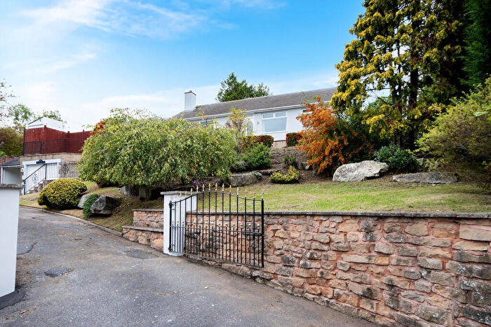 3 Bedroom Detached Bungalow For Sale In Park Lane, Elkesley, DN22