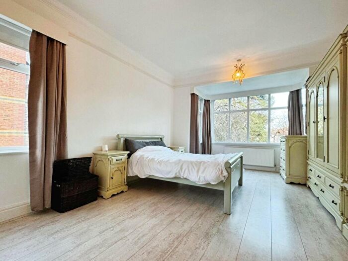 1 Bedroom Flat To Rent In Parkfield Road South, Didsbury, Manchester, M20
