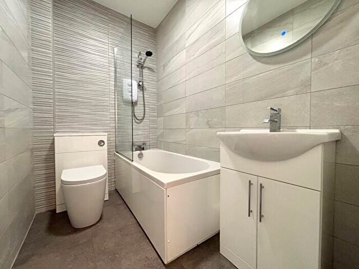 2 Bedroom Apartment To Rent In Portland Street, Leamington Spa, CV32