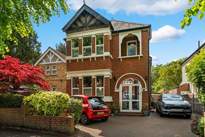 5 Bedroom Detached House For Sale In Onslow Gardens, South Wallington, SM6