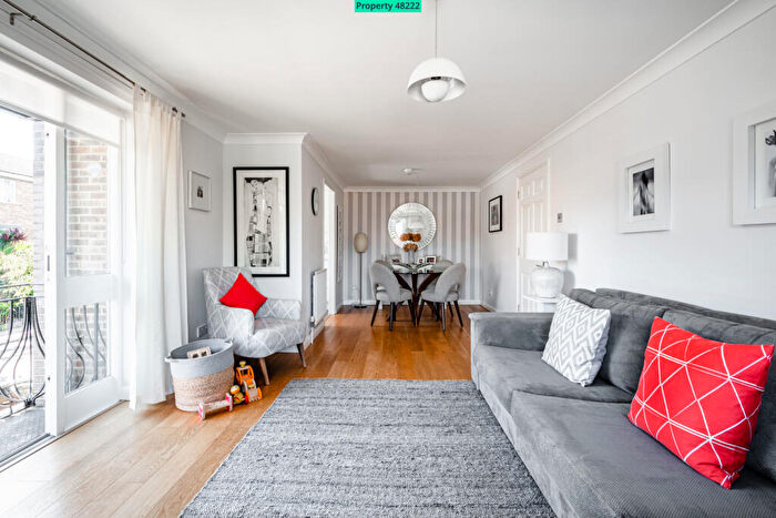 2 Bedroom Apartment To Rent In King Edward's Road, London, E9
