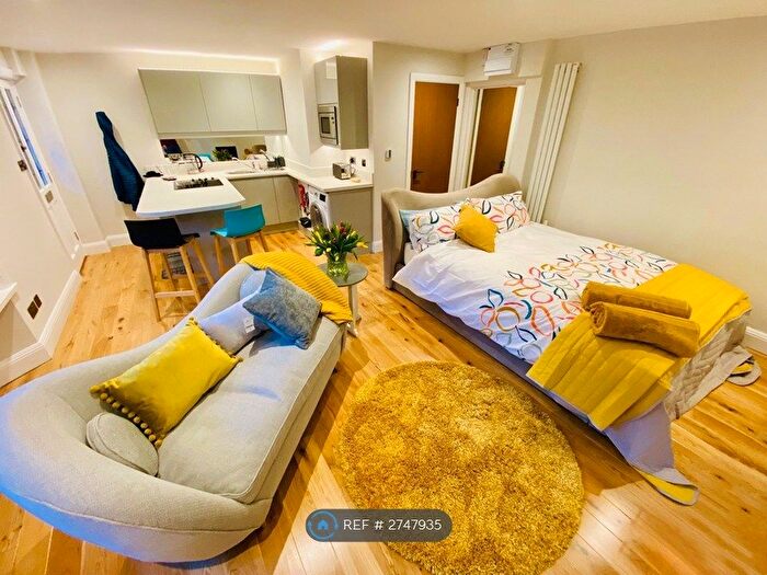 Studio To Rent In Bristol, Bristol, BS6