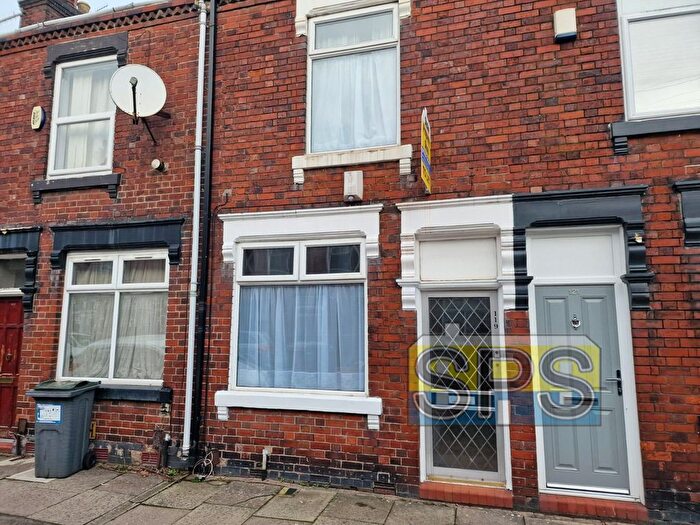 3 Bedroom Terraced House To Rent In Ashford Street, Stoke-On-Trent, ST4
