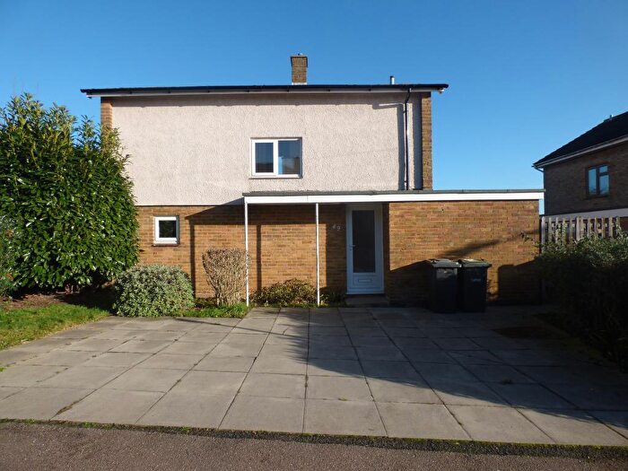 3 Bedroom Detached House To Rent In Beaconsfield, Luton, LU2