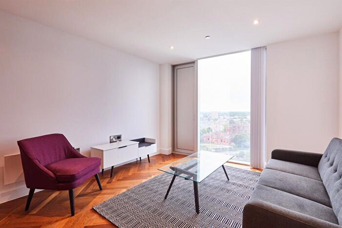 1 Bedroom Apartment To Rent In South Tower, Owen Street, M15