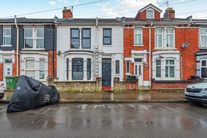 3 Bedroom Terraced House For Sale In Dover Road, Portsmouth, PO3