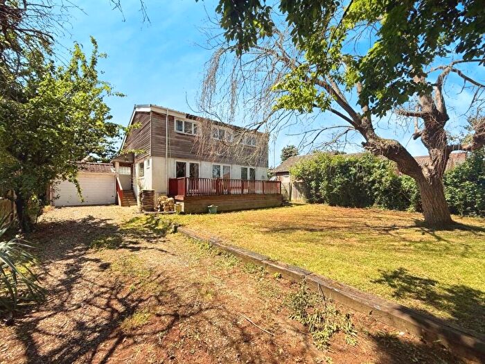 5 Bedroom Detached House For Sale In Wintringham Way, Purley On Thames, Reading, RG8