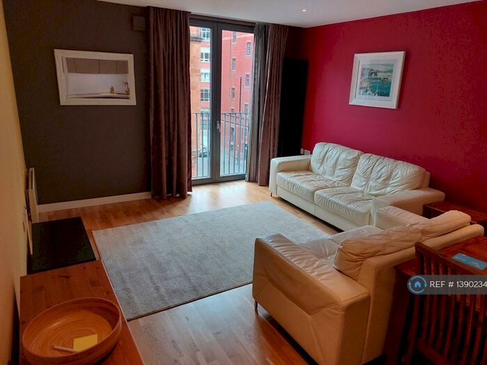 1 Bedroom Flat To Rent In Piccadilly Place, Manchester, M1