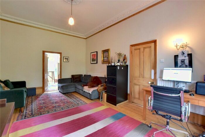 2 Bedroom Flat To Rent In Shooters Hill Road, London, SE3