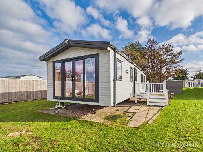 2 Bedroom Park Home For Sale In Lossiemouth, IV31