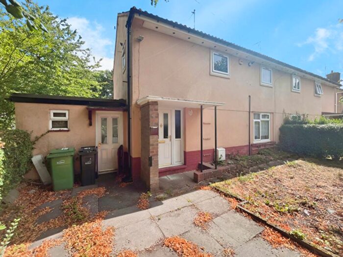 3 Bedroom House To Rent In Gibbons Hill Road, Dudley, DY3