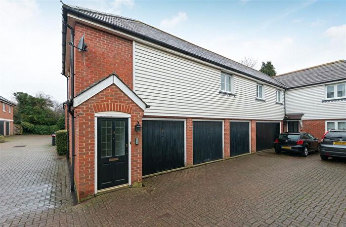 2 Bedroom Flat For Sale In Pewter Court, Canterbury, CT1
