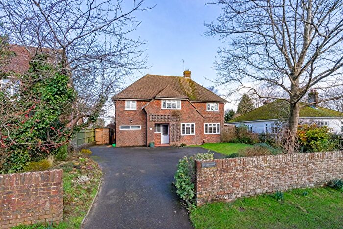 4 Bedroom Detached House For Sale In High Street, Ticehurst, East Sussex, TN5