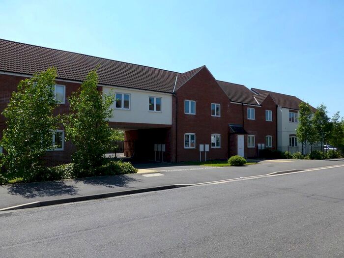 2 Bedroom Flat To Rent In Woodstock Court, Woodstock Road, Toton, Nottingham, NG9