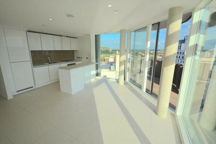 2 Bedroom Flat To Rent In Canal Street, Nottingham, NG1