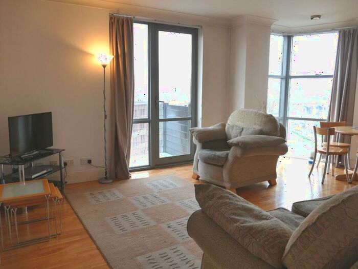 1 Bedroom Flat To Rent In Merchants Quay, East Street, Leeds, West Yorkshire, LS9