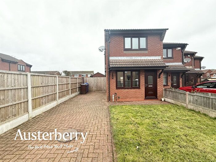 2 Bedroom Semi Detached House For Sale In Corina Way, Meir Hay, Stoke-On-Trent, ST3