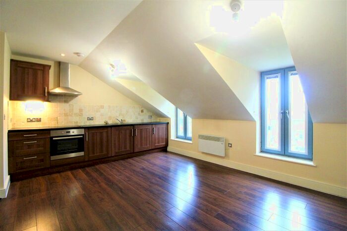 1 Bedroom Flat To Rent In St Lawrence House, Crawshaw Road, Leeds, LS28