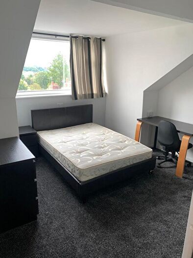 5 Bedroom Terraced House To Rent In Burley Lodge Terrace, Hyde Park, Leeds, LS6