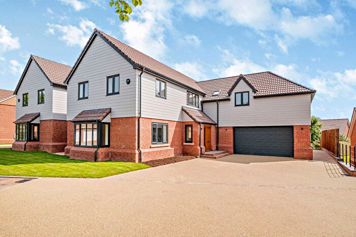 5 Bedroom Detached House For Sale In Stonegallows, Taunton, TA1