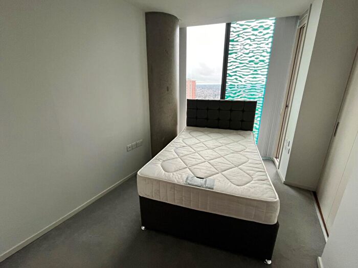 2 Bedroom Apartment To Rent In Beetham Tower, B1