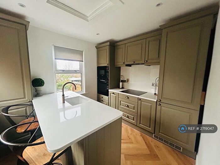 2 Bedroom Maisonette To Rent In Eastfield Road, Burnham (Near Taplow), SL1