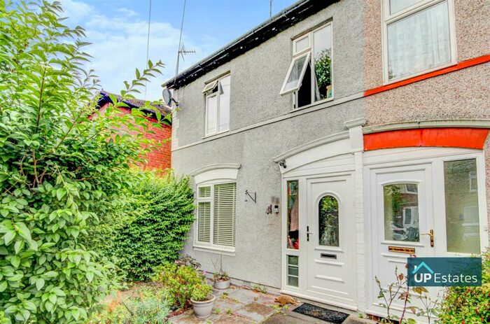 3 Bedroom End Of Terrace House To Rent In Fowler Road, Coventry, CV6