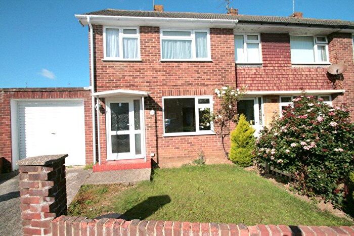 3 Bedroom End Of Terrace House To Rent In Sussex Street, Wick, Littlehampton, West Sussex, BN17