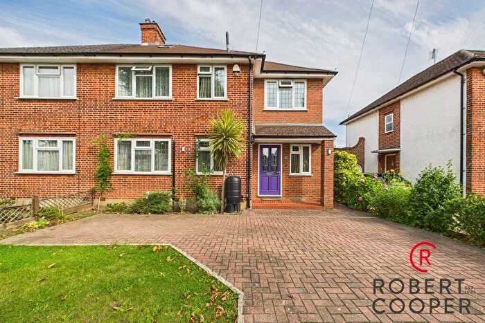5 Bedroom Semi-Detached House For Sale In Beaulieu Drive, Pinner, HA5